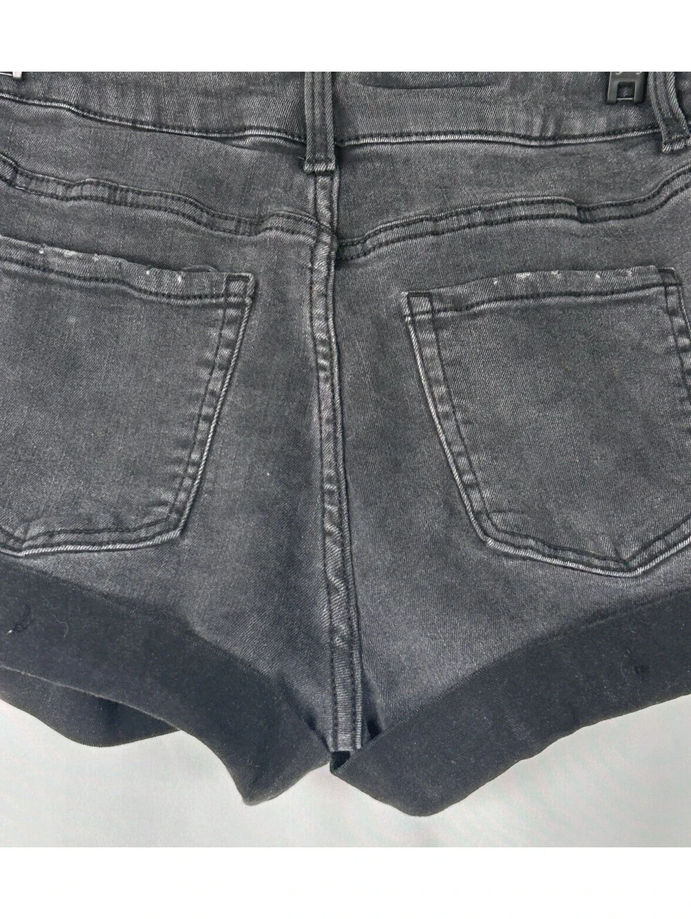 Time & Tru Women's Cut-Off Black Shorts   Size 12